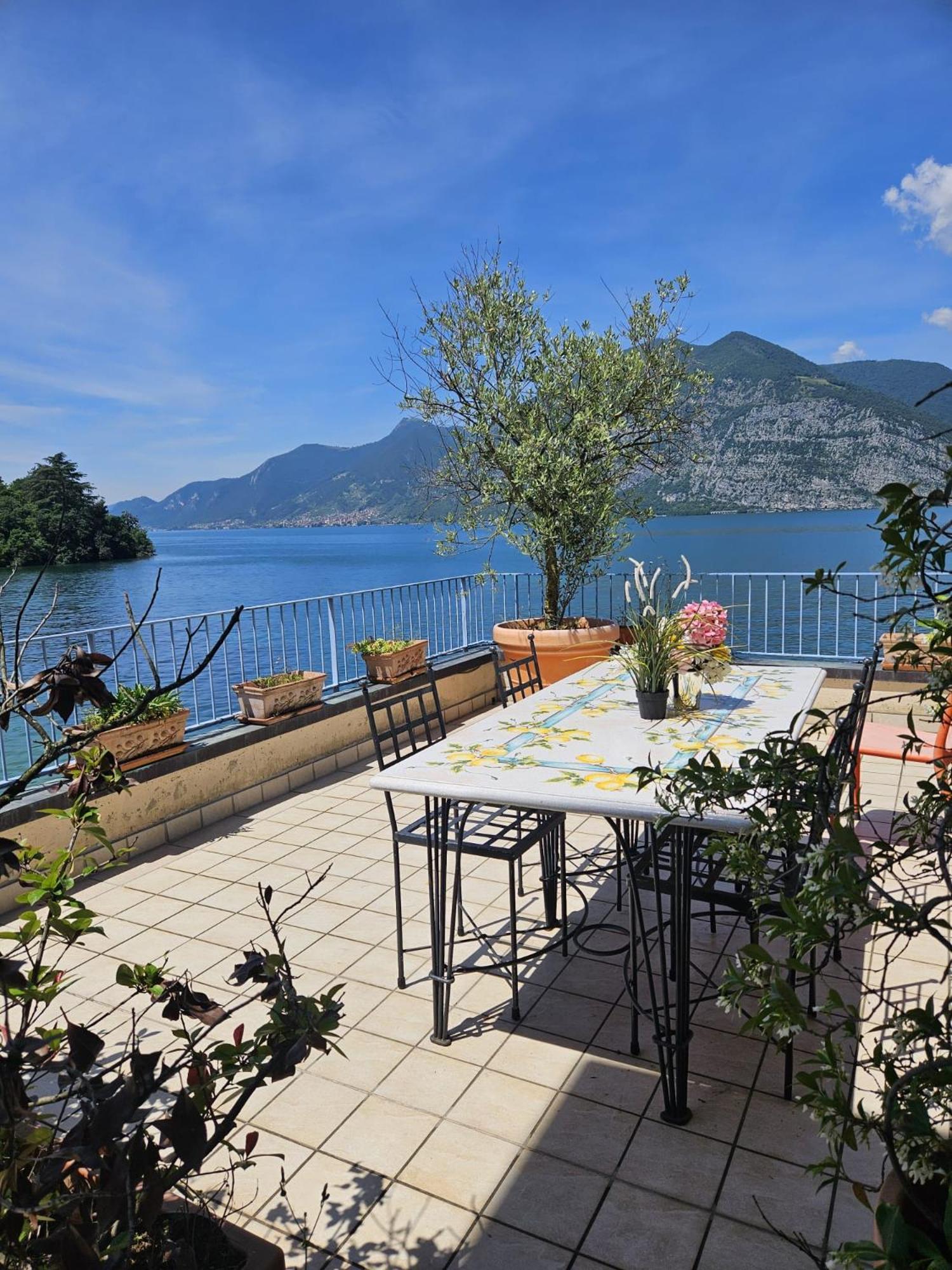 In Suite Lake 3 Pilzone Екстериор снимка